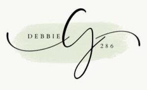debbieg logo